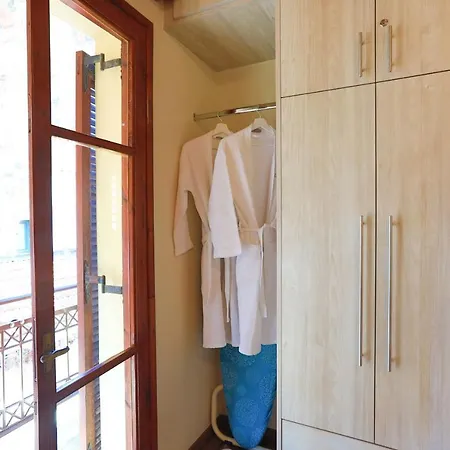 Nina Apartment