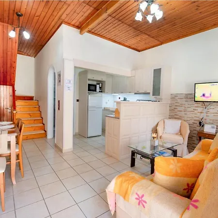 Apartment Nina